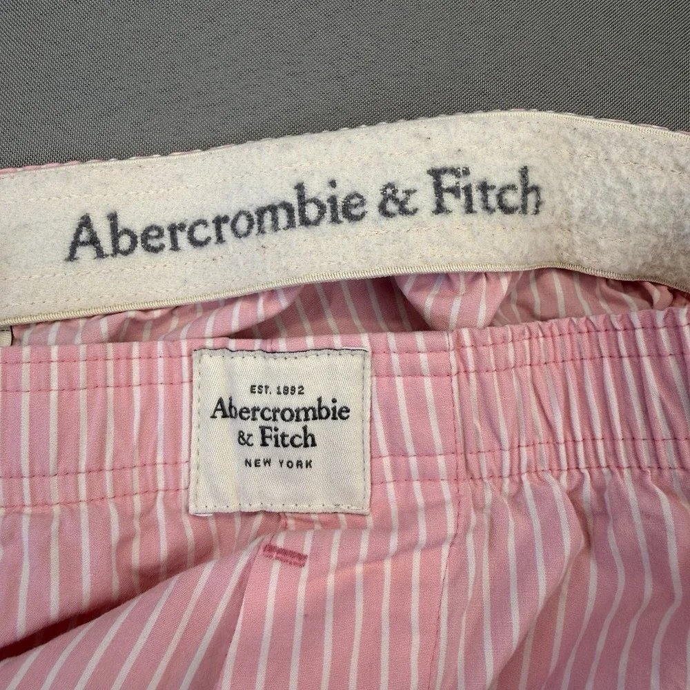 Abercrombie & Fitch Men's Pink White Woven Boxer Shorts Underwear Sz M